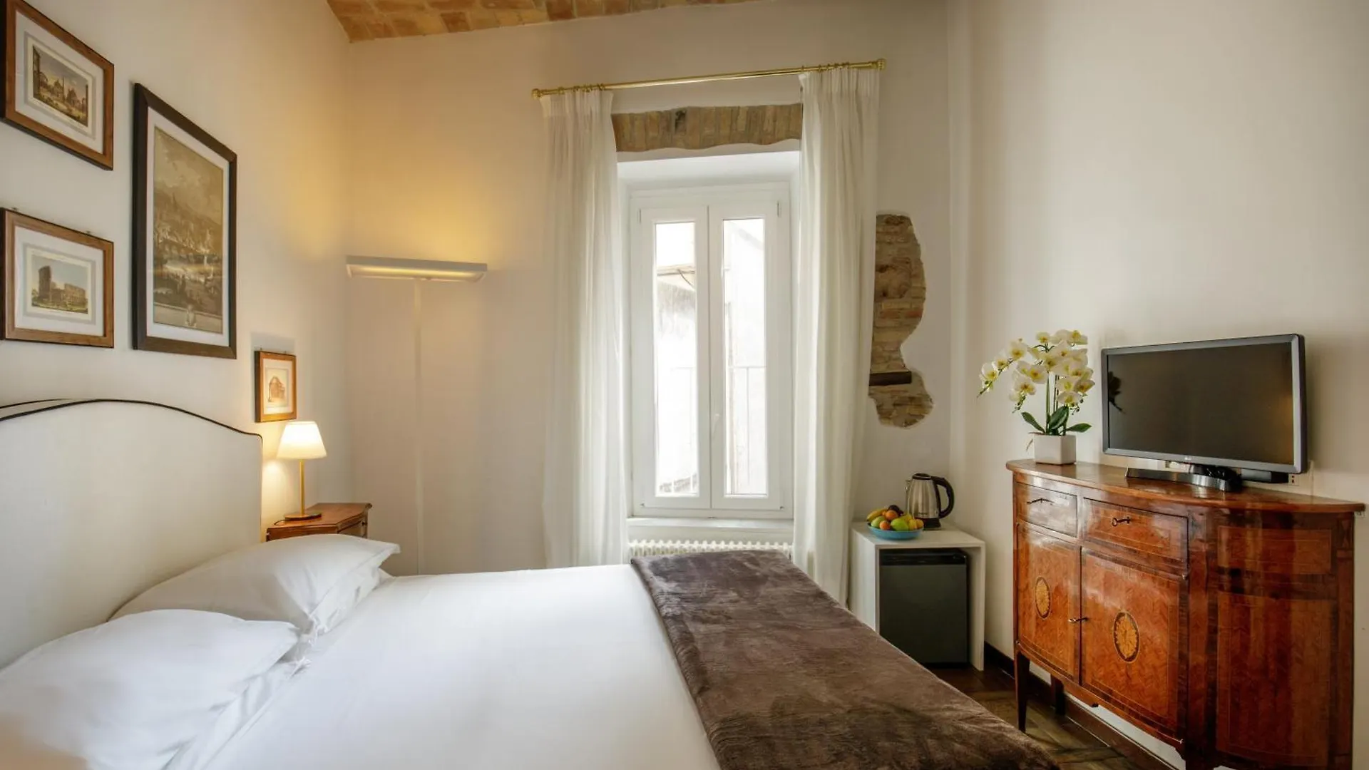 The Right Place 4U Navona Luxury Rooms Rome 5*,