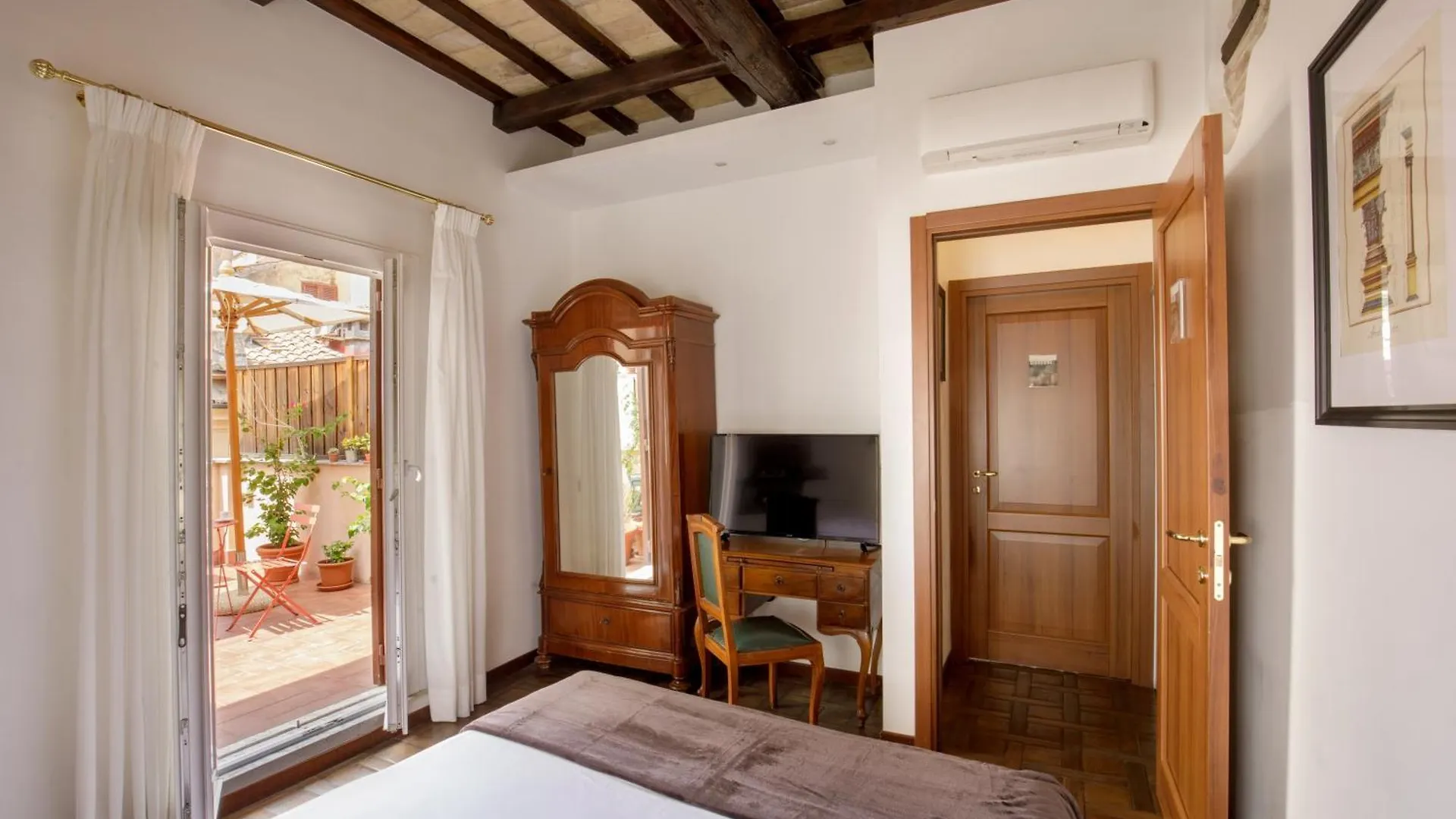 The Right Place 4U Navona Luxury Rooms contacts