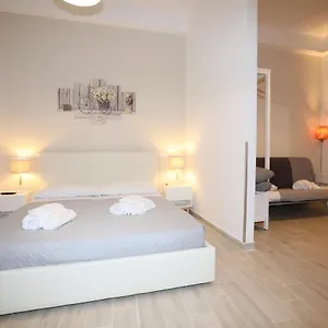 Unique Luxury And Bed & Breakfast