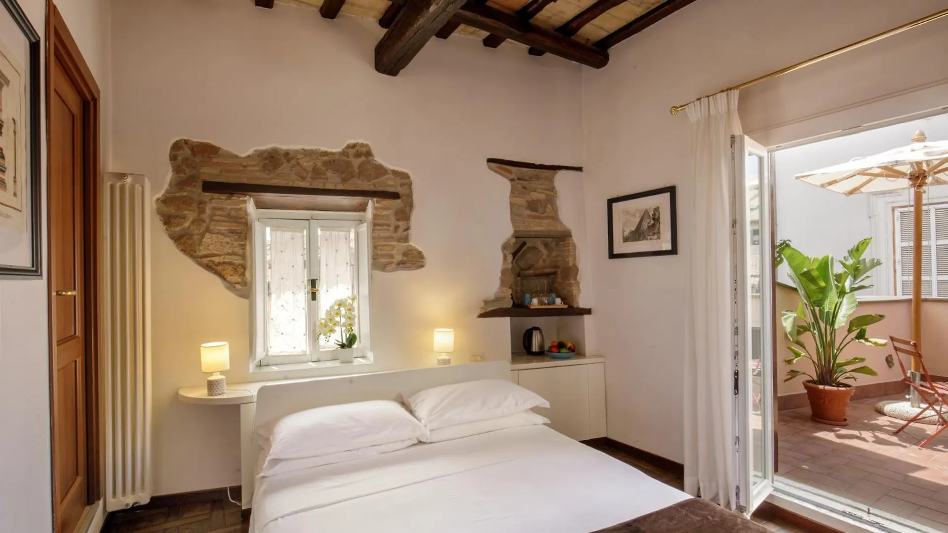 The Right Place 4U Navona Luxury Rooms ローマ ゲストハウス